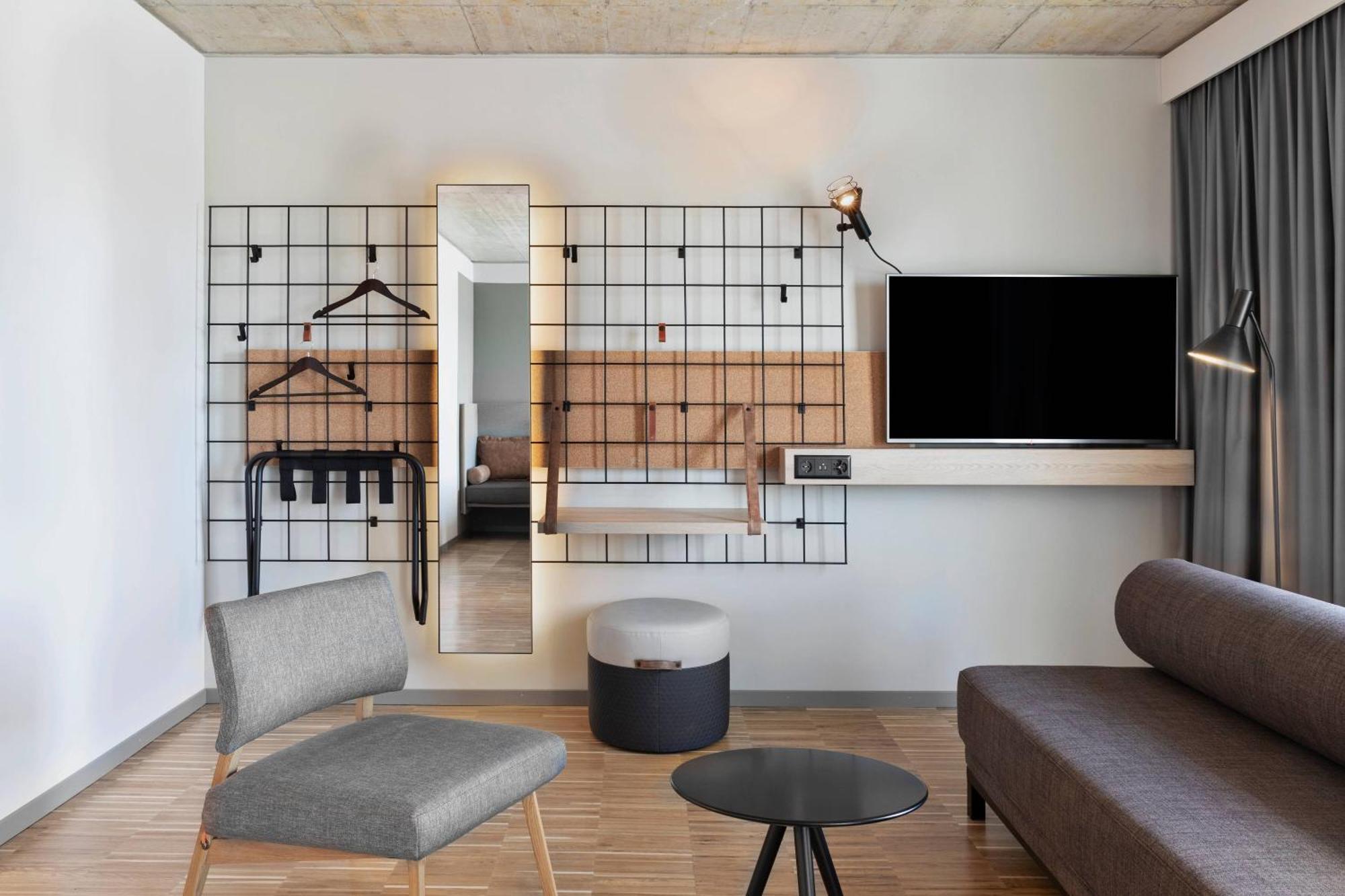 Moxy 3* Rapperswil-Jona